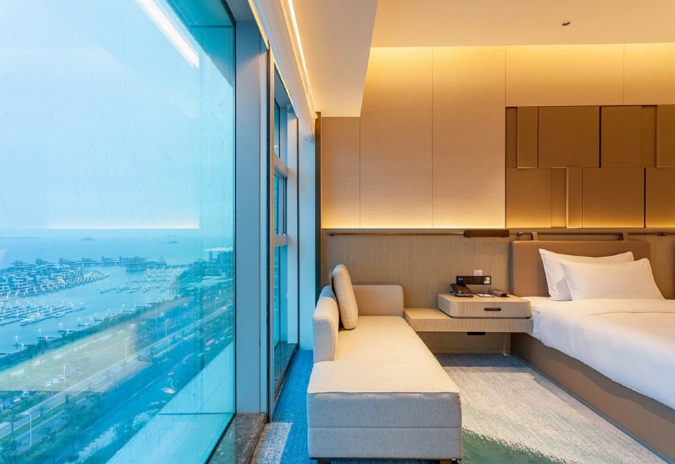 行政海景双床房（180度全落地窗看海景日出）