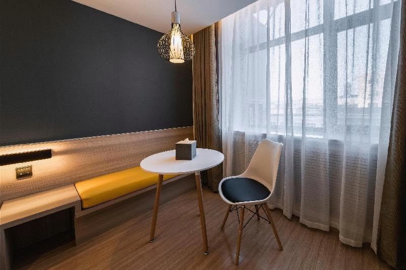 Atour Light (Harbin Central Street)Standard Family Room