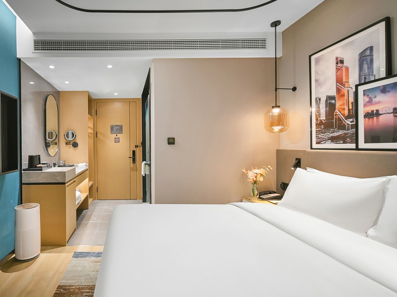 Country Inn & Suites by Radisson, Tianjin Fifth Avenue Xiaobailou Metro Station纯净大床房（智能客控+小冰箱）