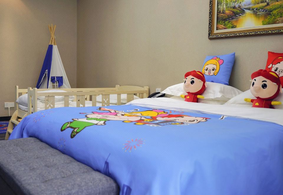 1号楼·亲子酷芽猪猪侠主题房