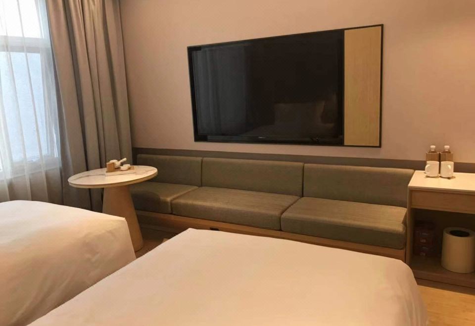 高级双床房+静谧空间+禅意茶席+甄选安稳助眠