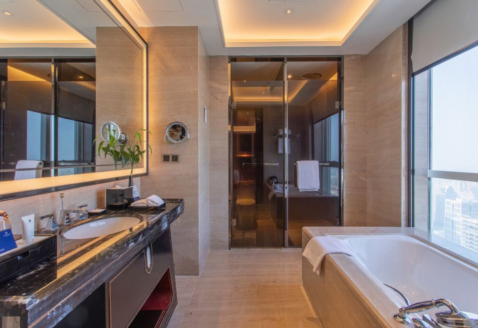 高级豪华房（悦享城景+深睡床垫+静音加湿器）