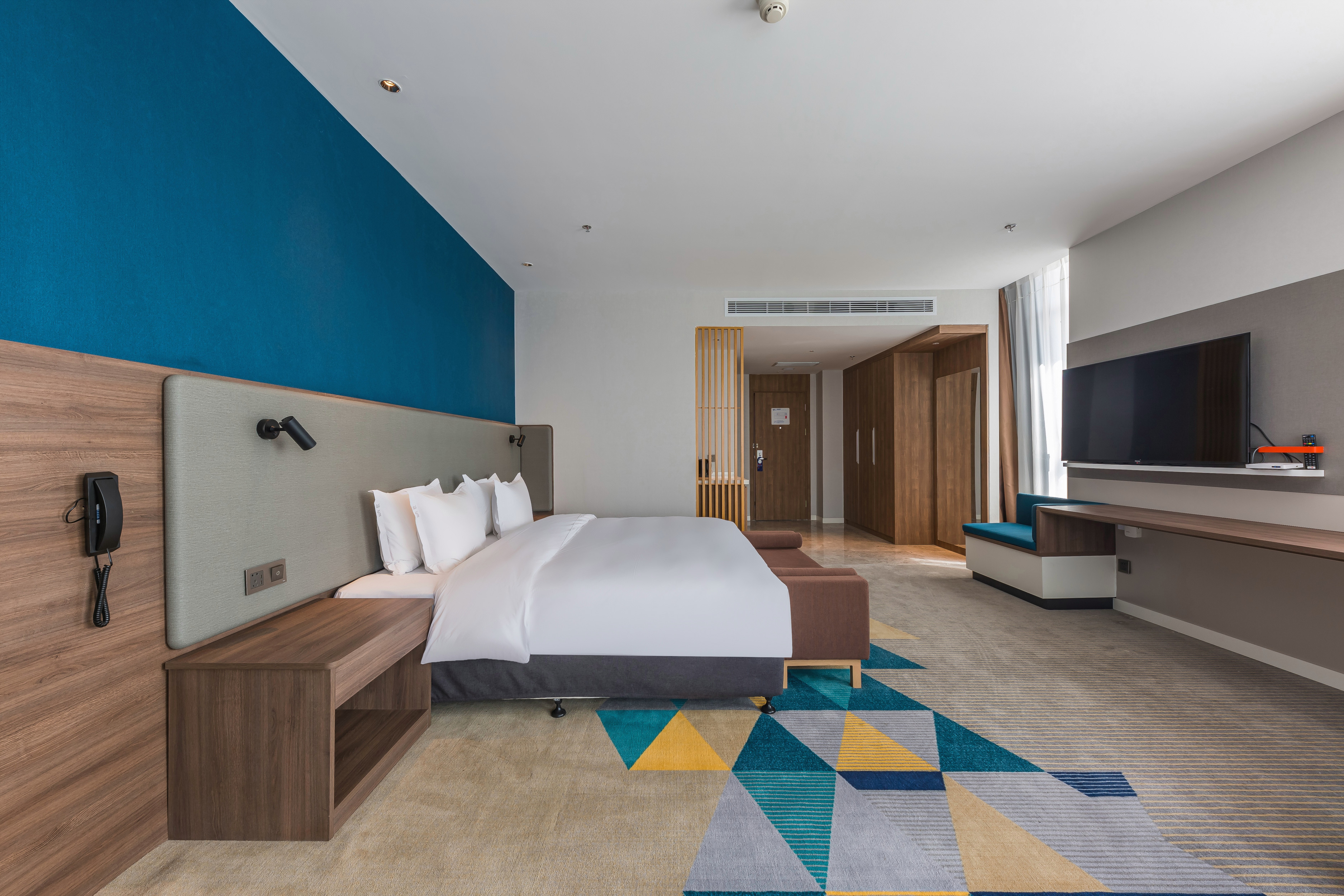 智选标准大床房