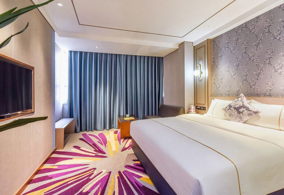 焕新智能大床房