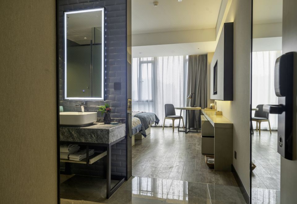 澜港高级标准间