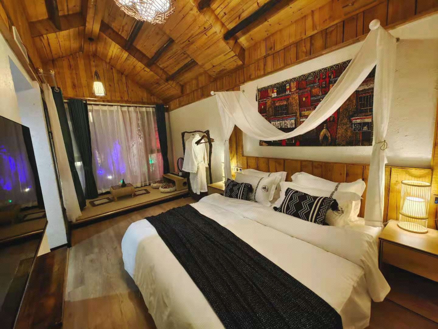 舒适阳光大床房（零压乳胶床垫+加湿器+公区自助洗衣房）