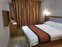Home Inn Huaxuan Select Hotel (Huaxuan Select Hotel, Suchang West Road, Dongping County, Tai'an) Hotel a Dongping