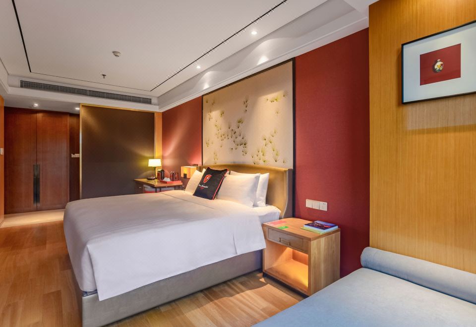 Suzhou Tonino Lamborghini Rosso HotelDeluxe Queen Room