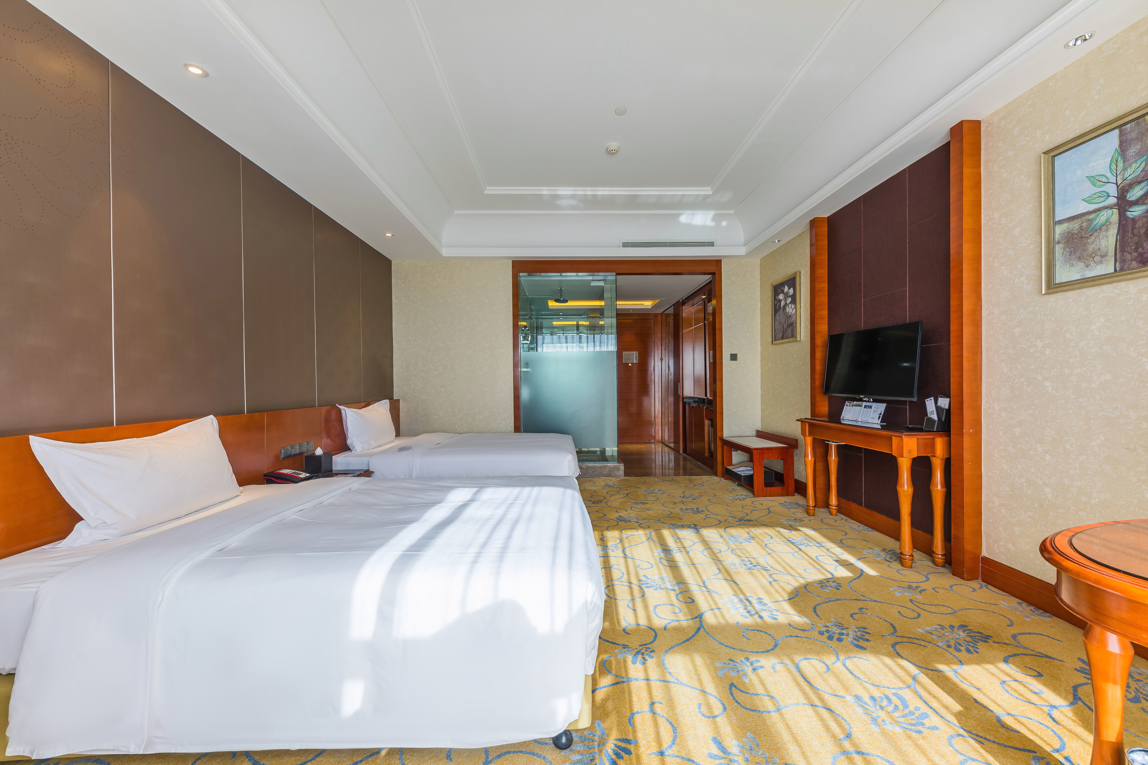 漠海豪华双床房