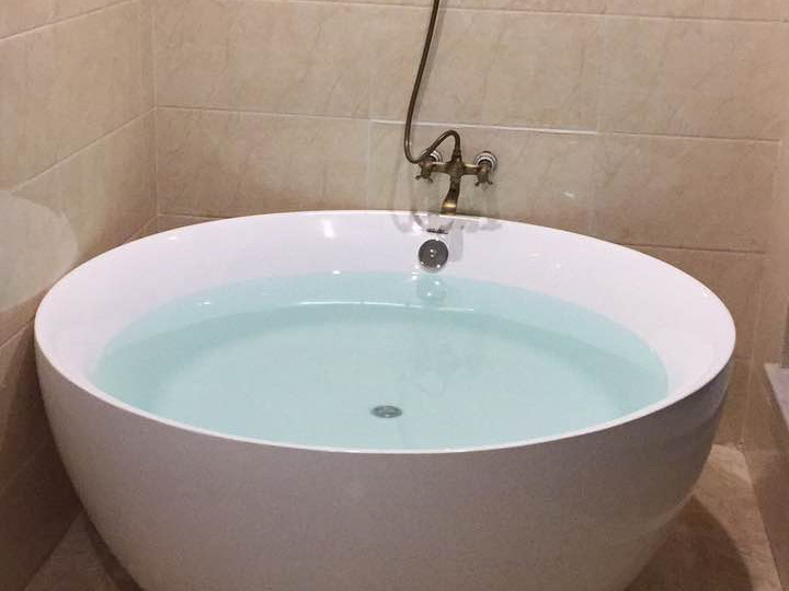 大床圓浴商務房