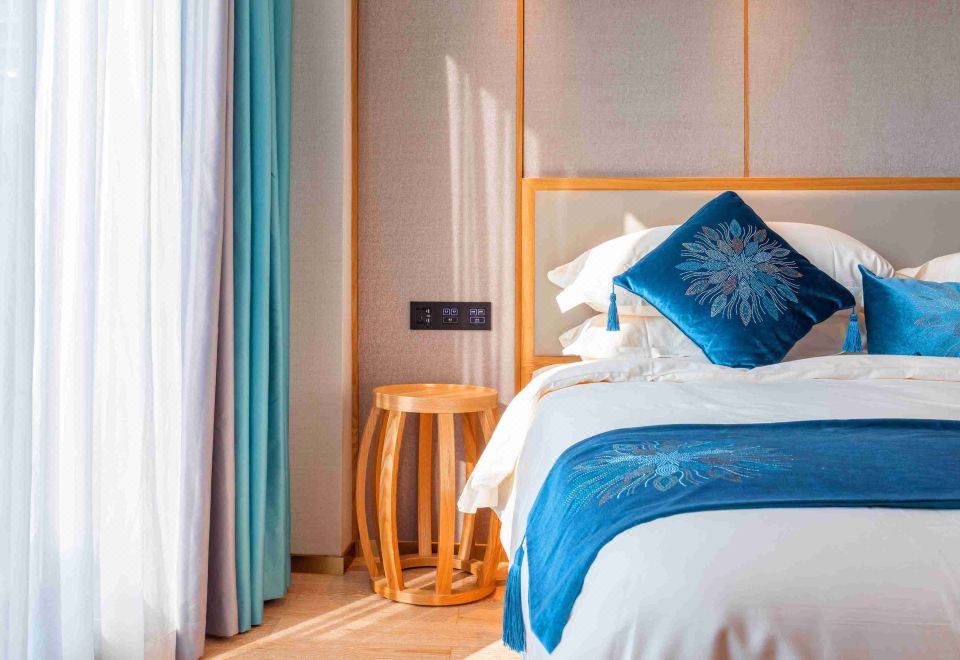 Kaiyuan Manju Hotel (Ningde Fuding Binjiang)Lehuo Suite