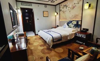 Qiquan Ciyue Art Hotel (Zibo Songling Former Residence)