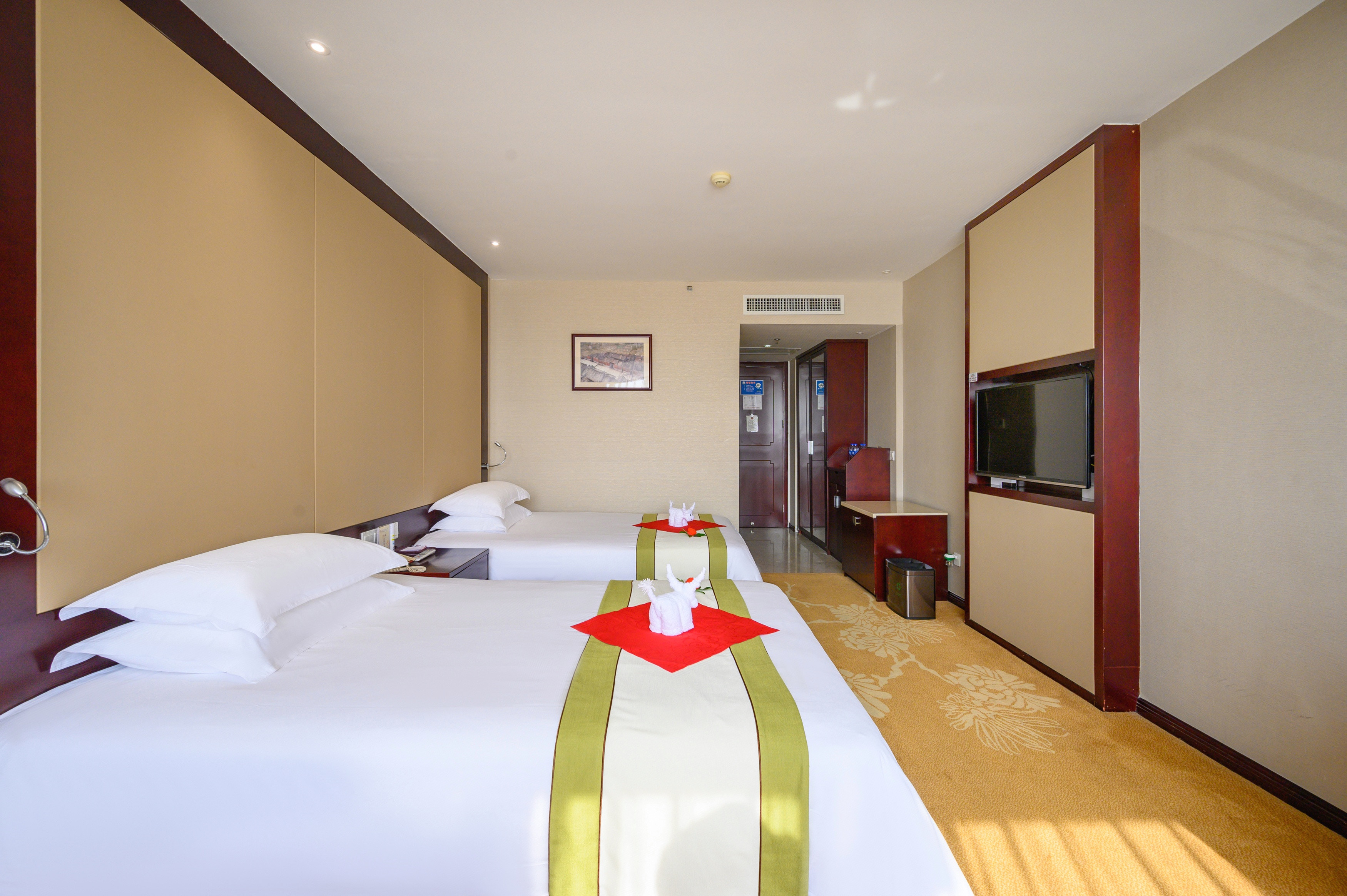 Overseas Chinese Hotel舒适·求学求财主题房