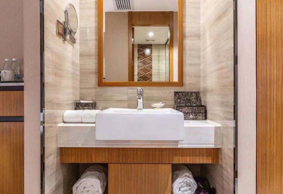 GreenTree Eastern Hotel (Xiamen Zhongshan Road Pedestrian Street)Queen Room