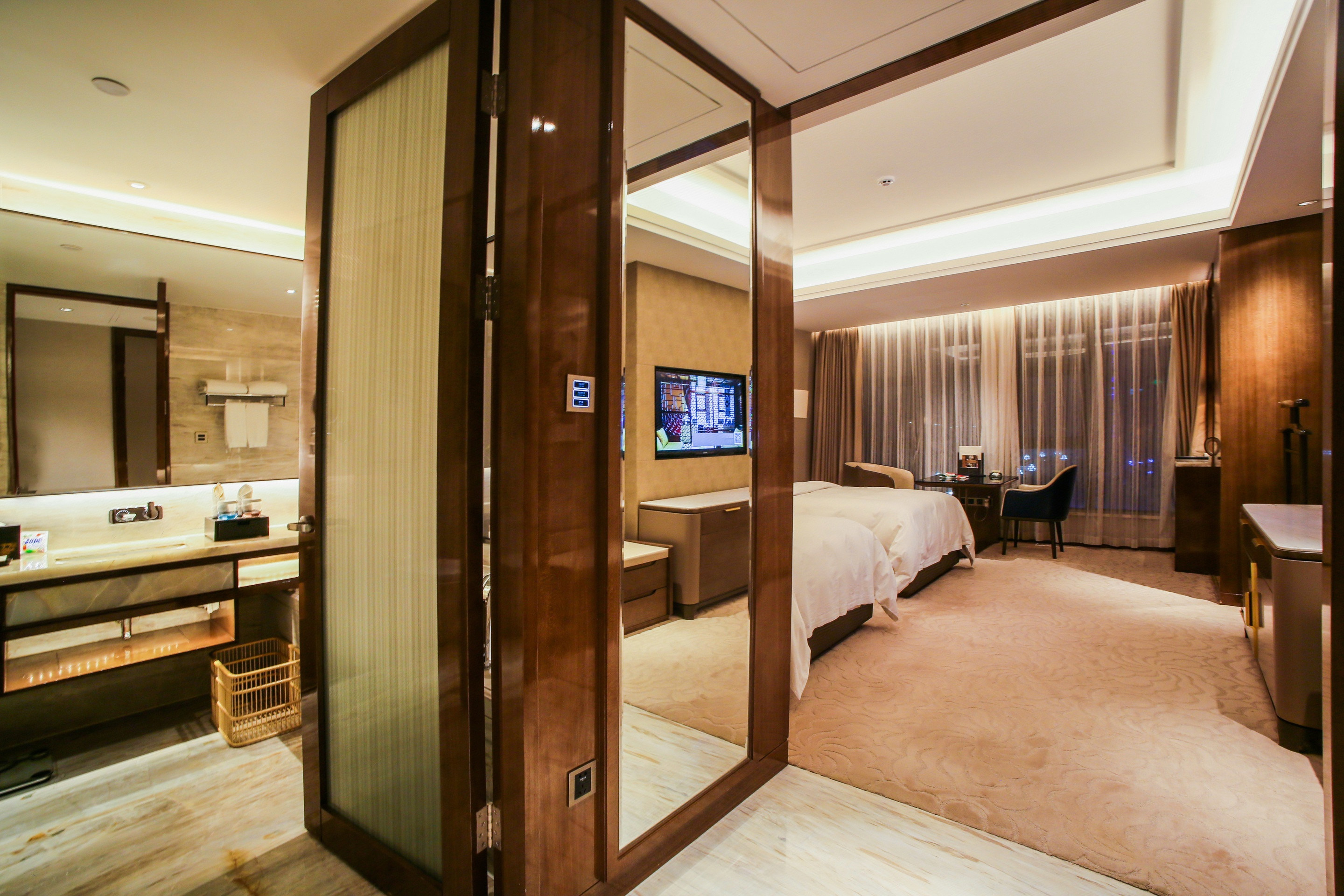 行政城景双床房