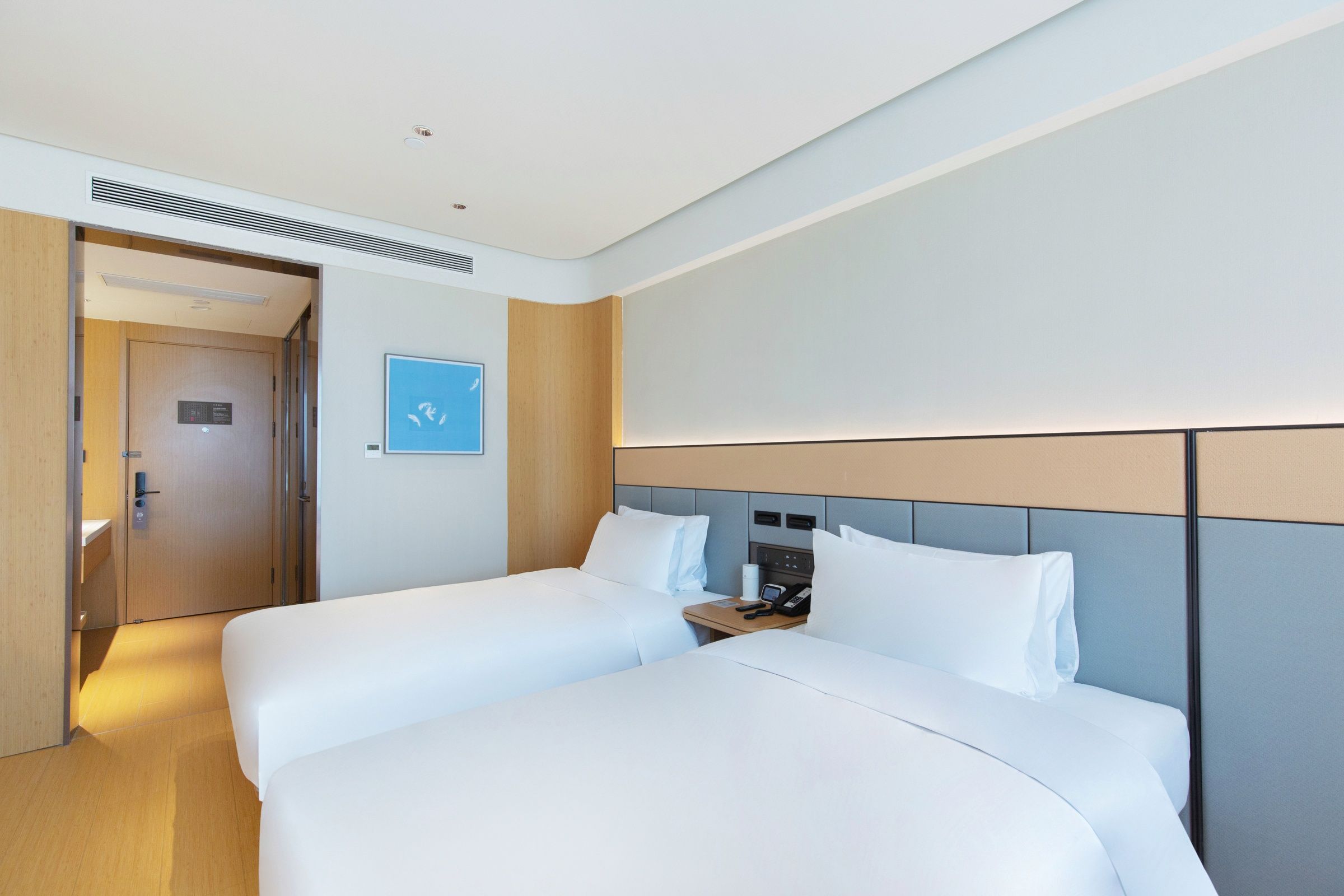 商务双床房（智能客控+手机投屏+落地窗+金可儿床垫）