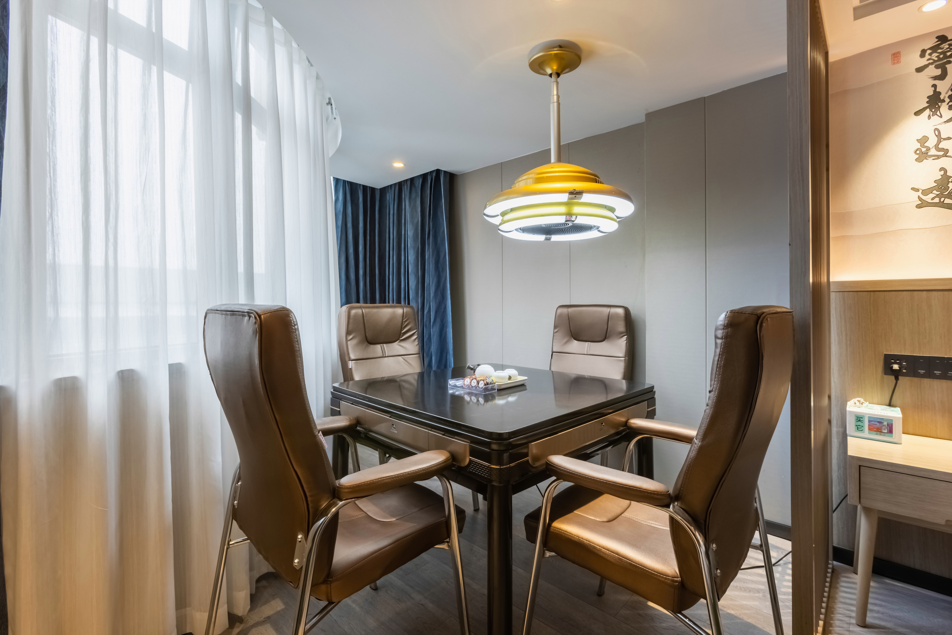 Guestroom - Double Occupancy (Double Bed) (Cards)