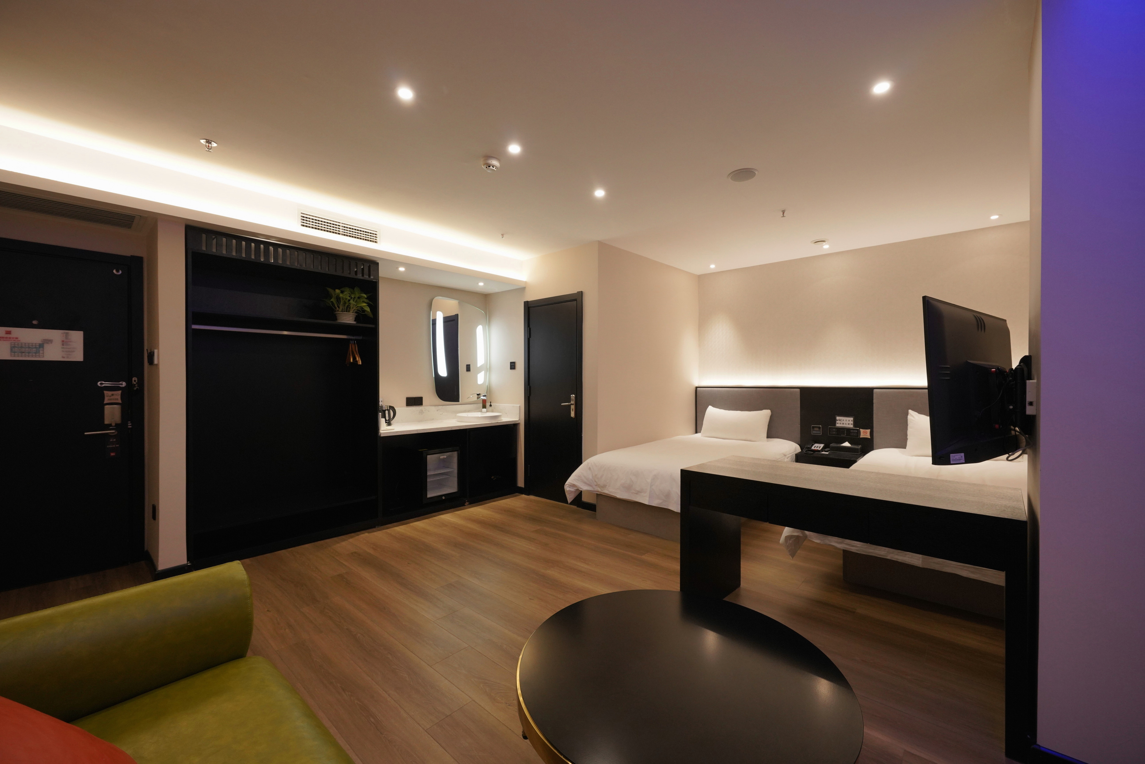 豪华双床房（小冰箱+茶包Coffee）