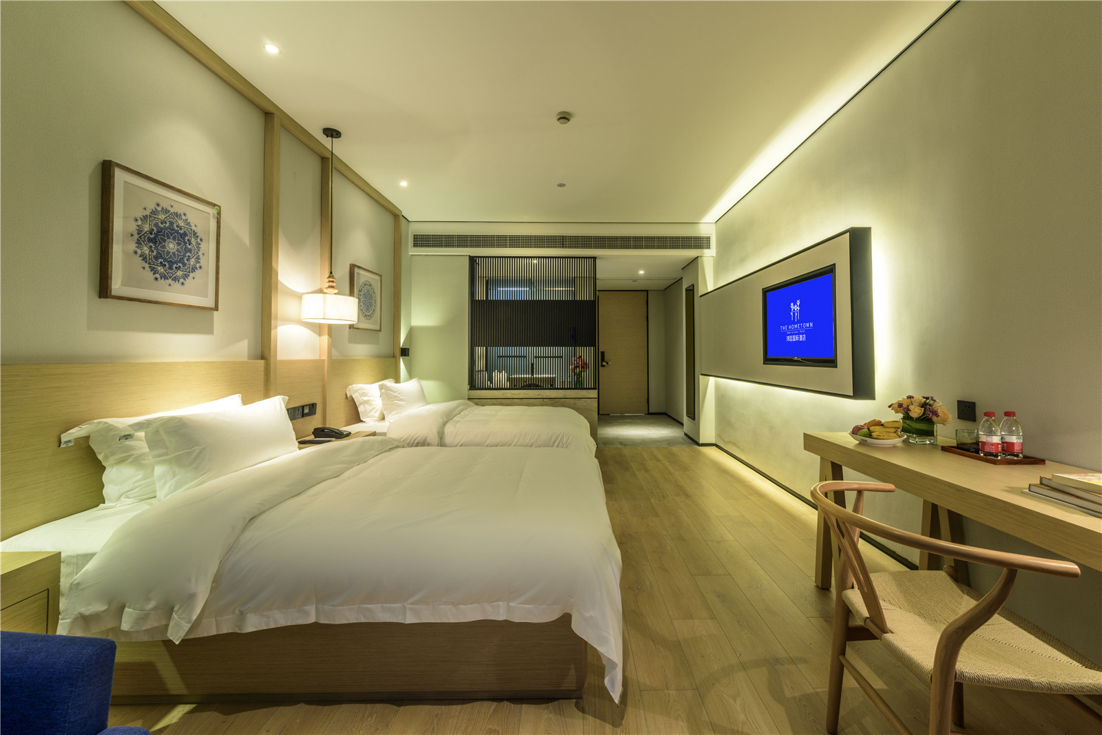 湖景阳台双床房