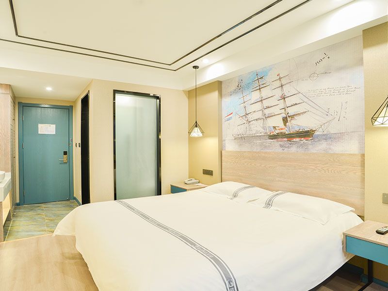 花园尊享大床房