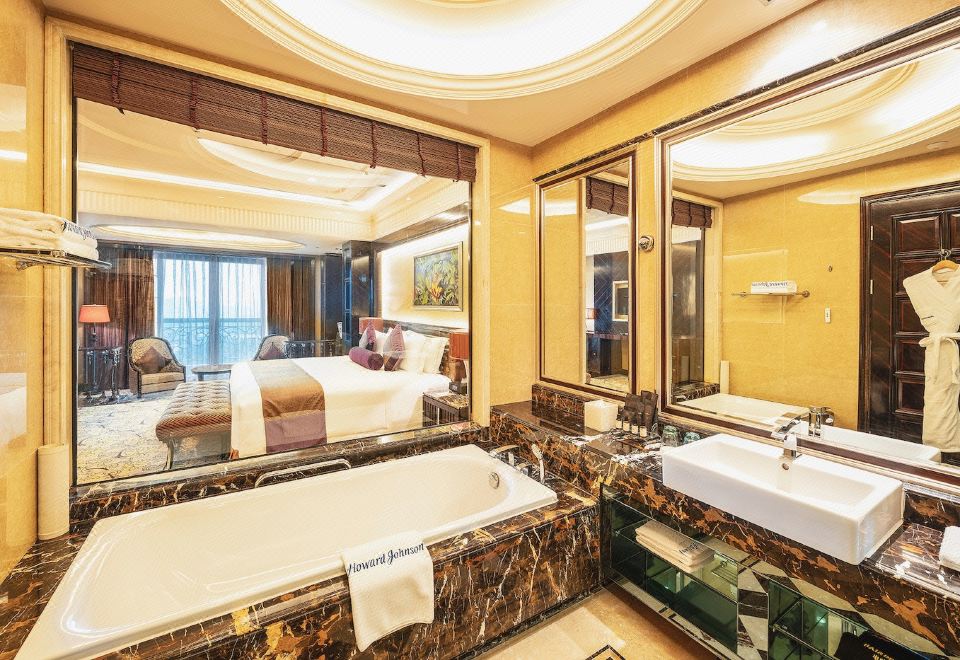 Howard Johnson Agile Plaza ChengduExecutive Queen Room