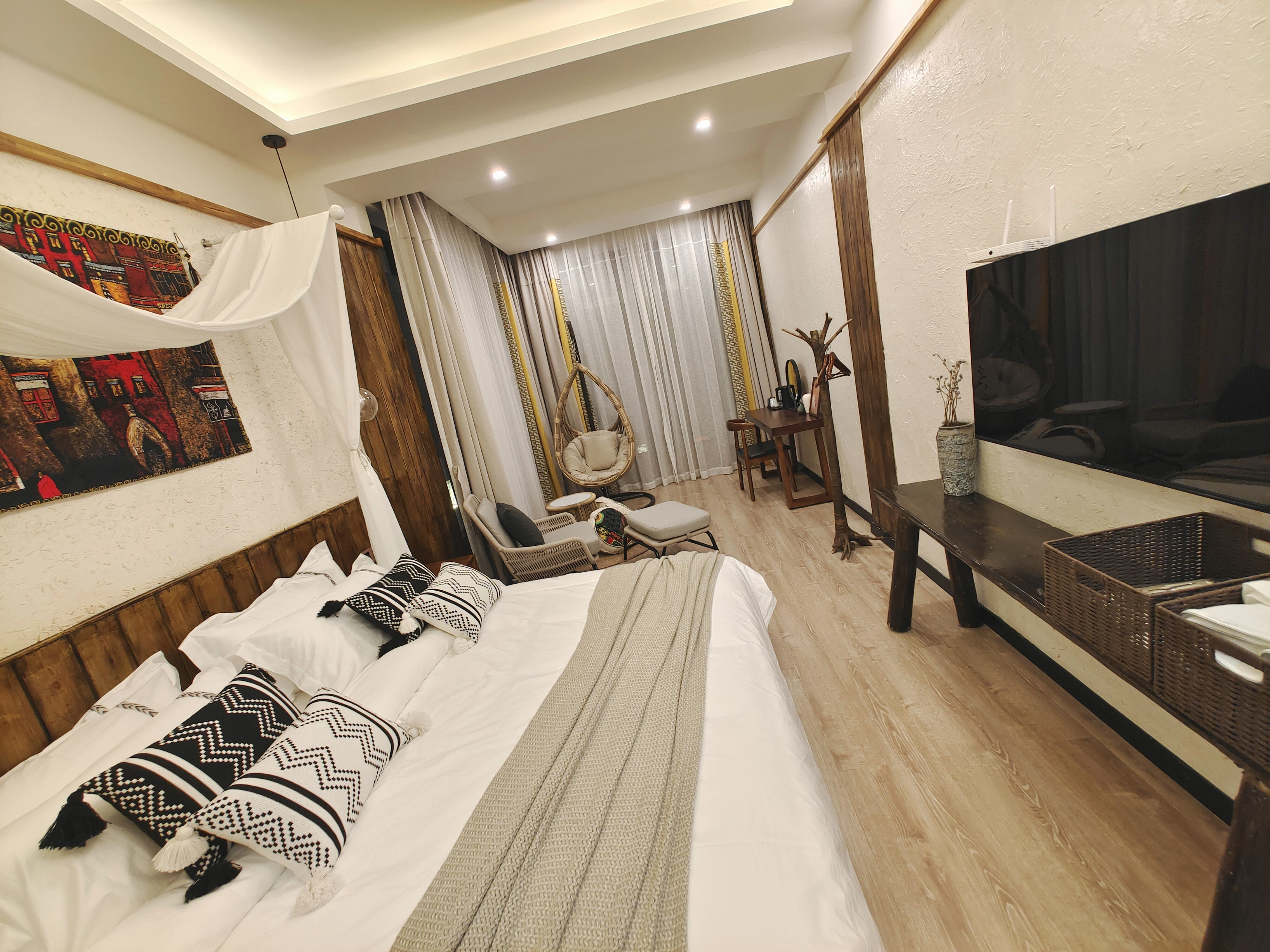 舒适阳光大床房（零压乳胶床垫+加湿器+公区自助洗衣房）