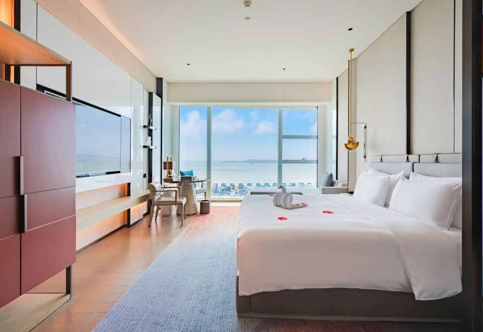 行政海景大床房（180度全落地窗看海景日出）