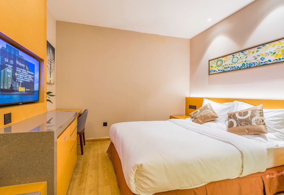 Kingkylin Club HotelBoutique Room (Double Bed) (No Window)