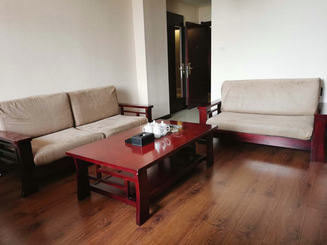 高级套房（一室一厅）