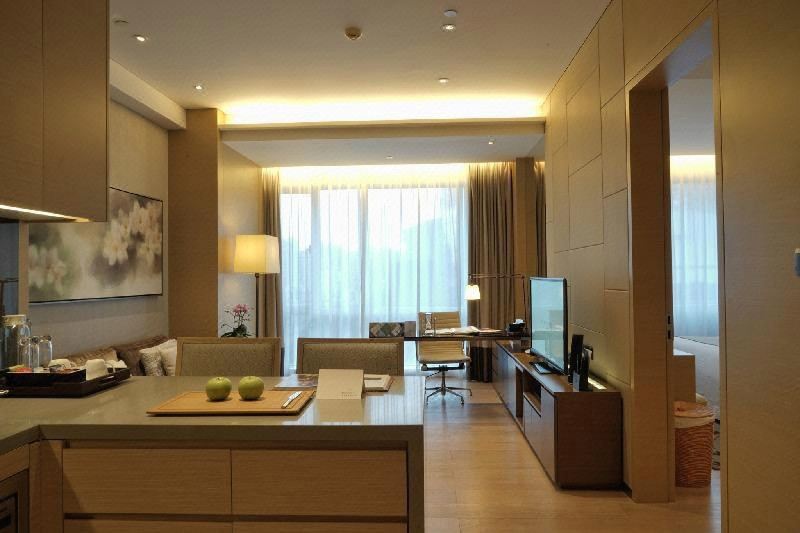 One-Bedroom Executive Suite