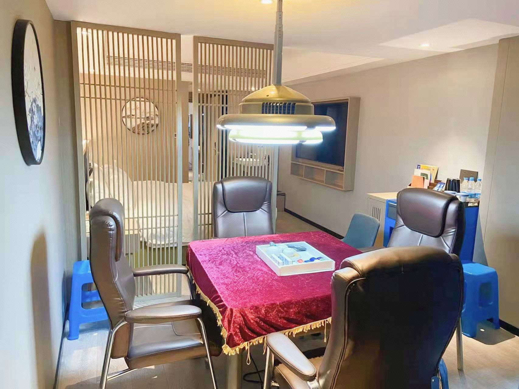 Guestroom - Double Occupancy (Double Bed) (Cards)