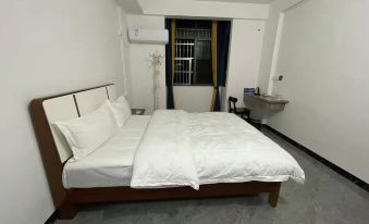 Suitetrails - Warm Heart Apartment