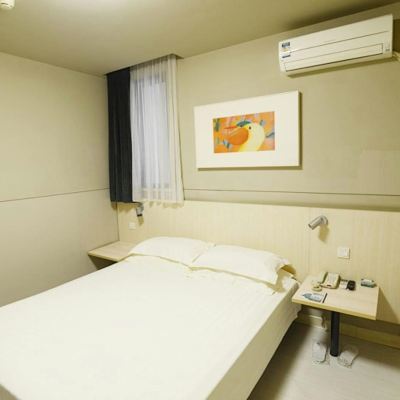 特價大床房 錦江之星（上海虹橋樞紐天山西路店）優惠