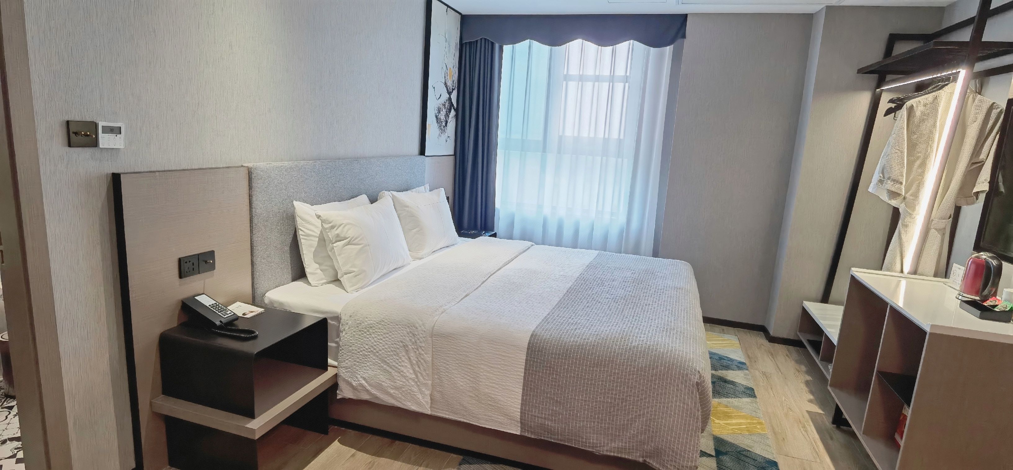 高级大床房（智能马桶+Acca Kappa洗护用品）