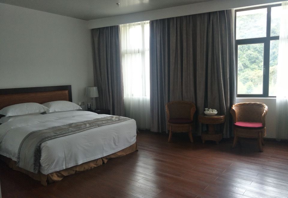 盛华园景观大床房