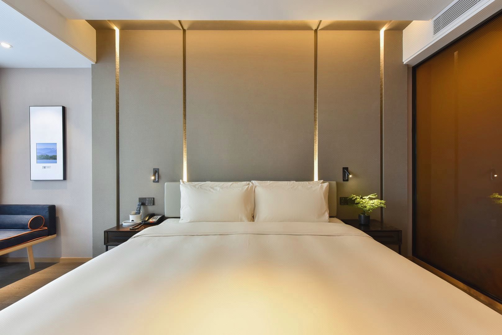 Atour Hotel高级大床房-手机投屏+茶吧+智能马桶+Minibar