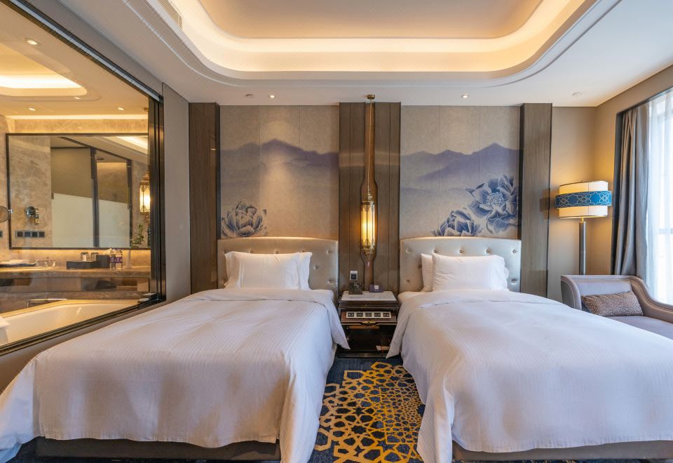 Wanda Vista UrumqiExecutive Deluxe Twin Room (Deep Sleep Mattress + High-level Excellent Lighting + Humidifier)