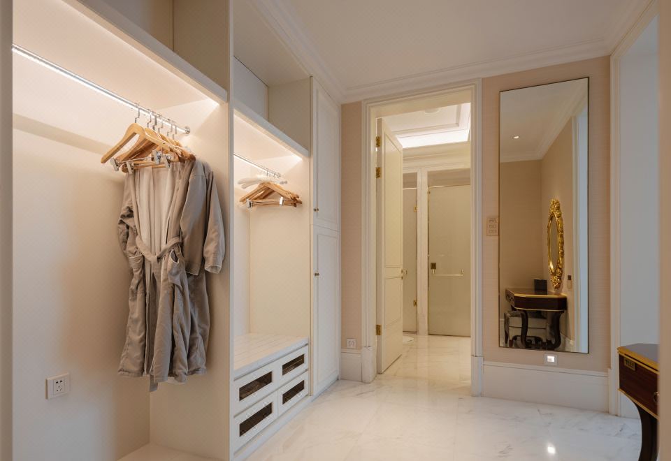 Marrisle HotelDeluxe 2-bed Room