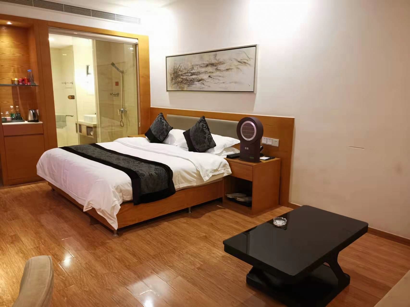 精品清新大床房