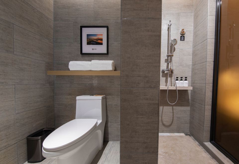 高级双床房【记忆枕+裸棉床品+普兰特床垫】