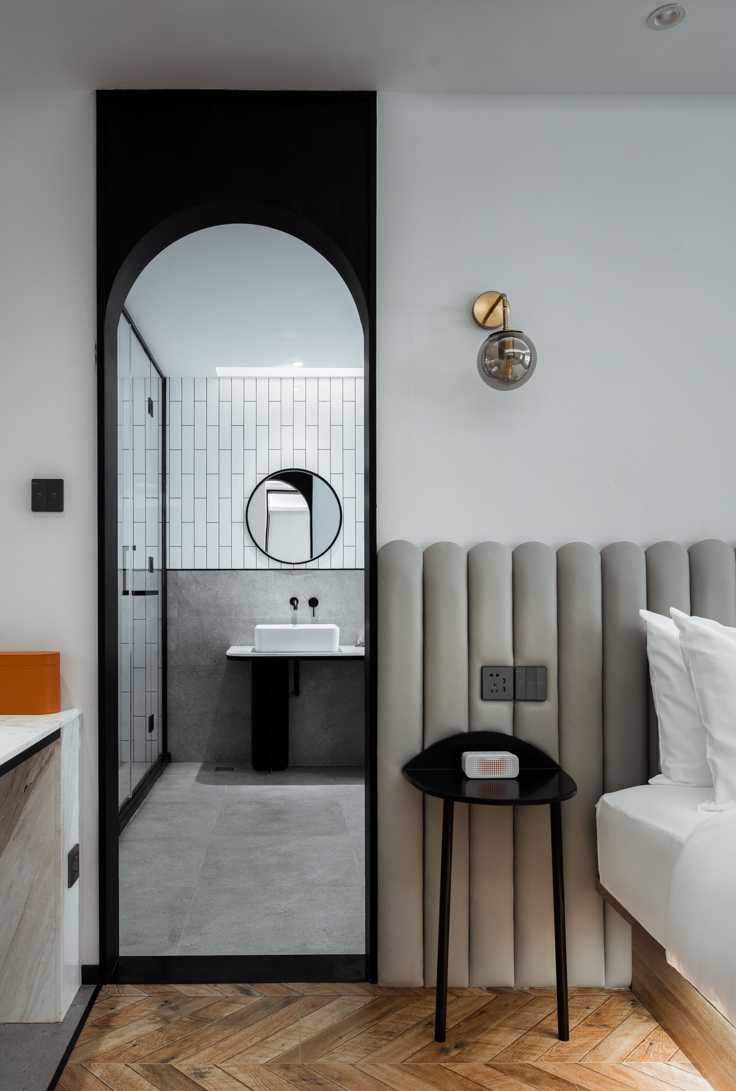 Charmy Way享樂套房-一室一廳+馬歇爾+戴森+浴缸+冰箱