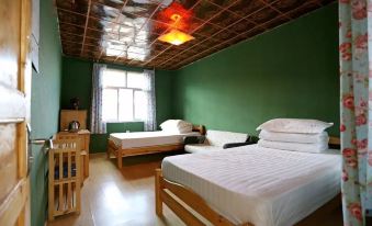 Lvpeng Youth Hostel
