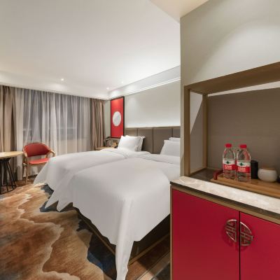 尊享高級雙床房【獨立衣櫥+親膚床品+化妝鏡+休閒桌】 嘀嘀飯店（長沙五一廣場火車站地鐵站店）優惠