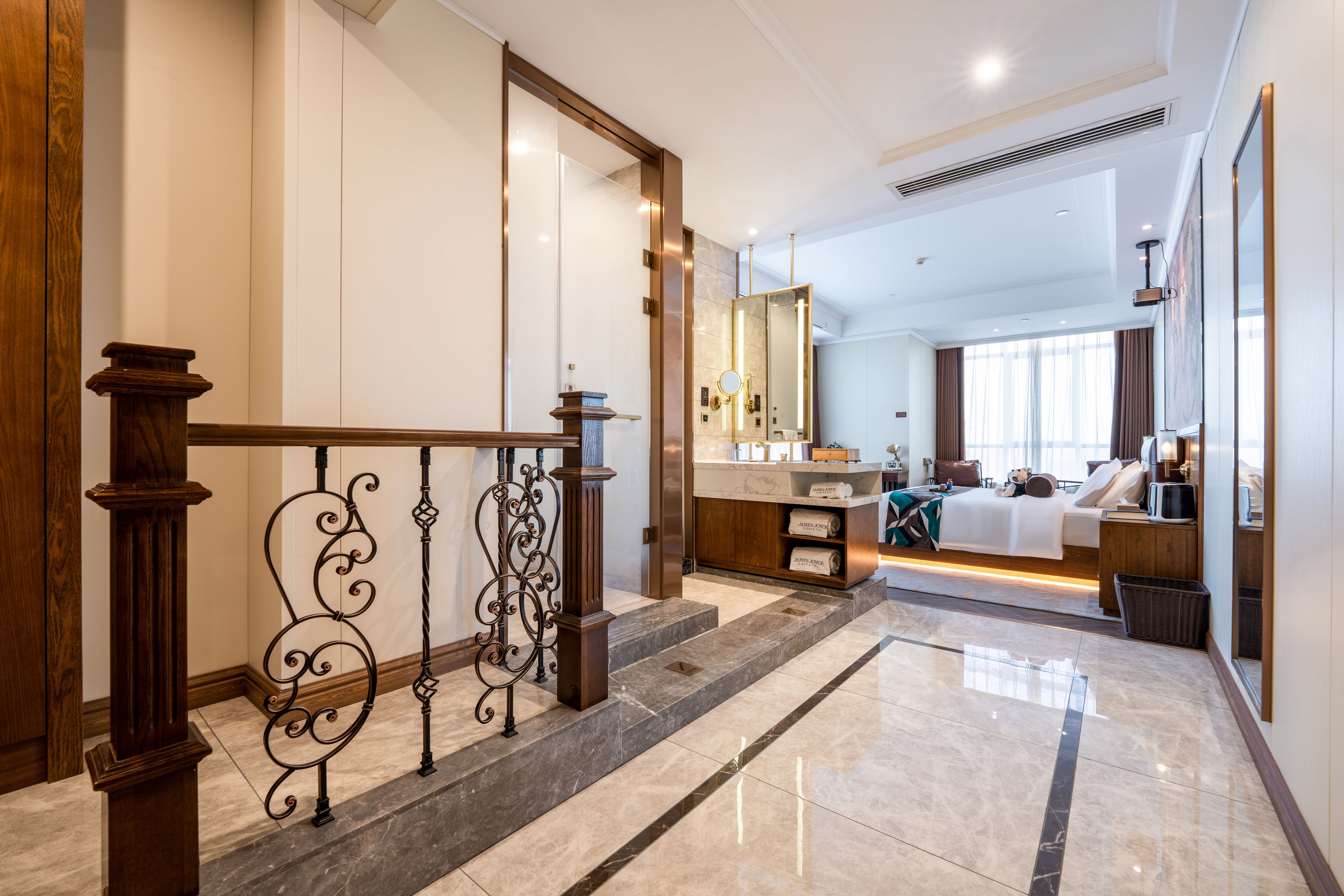 极光巨幕景观套房（可投屏电视）