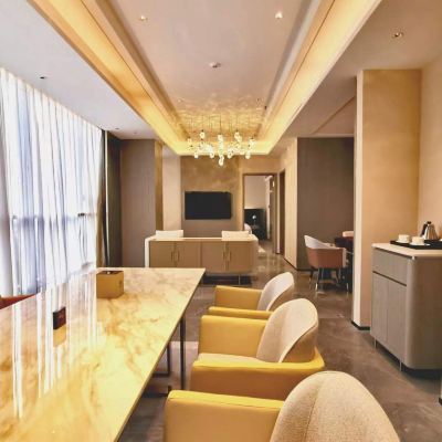 宜享套房【兩房一廳+180°全景落地窗+麻將機+Minibar】 廣州鈞明歡樂世界宜尚PLUS飯店優惠