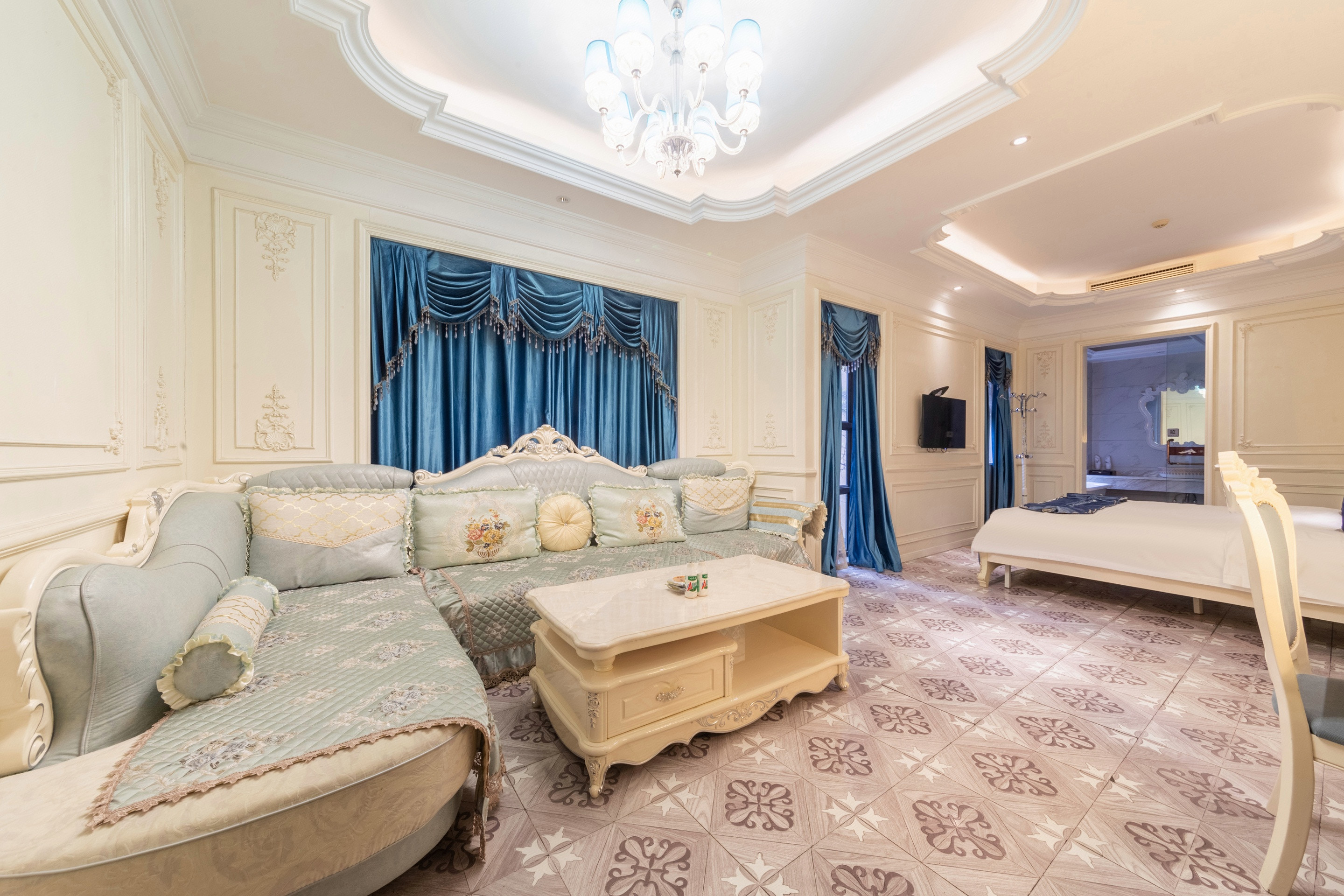 Suite (Floor heating)