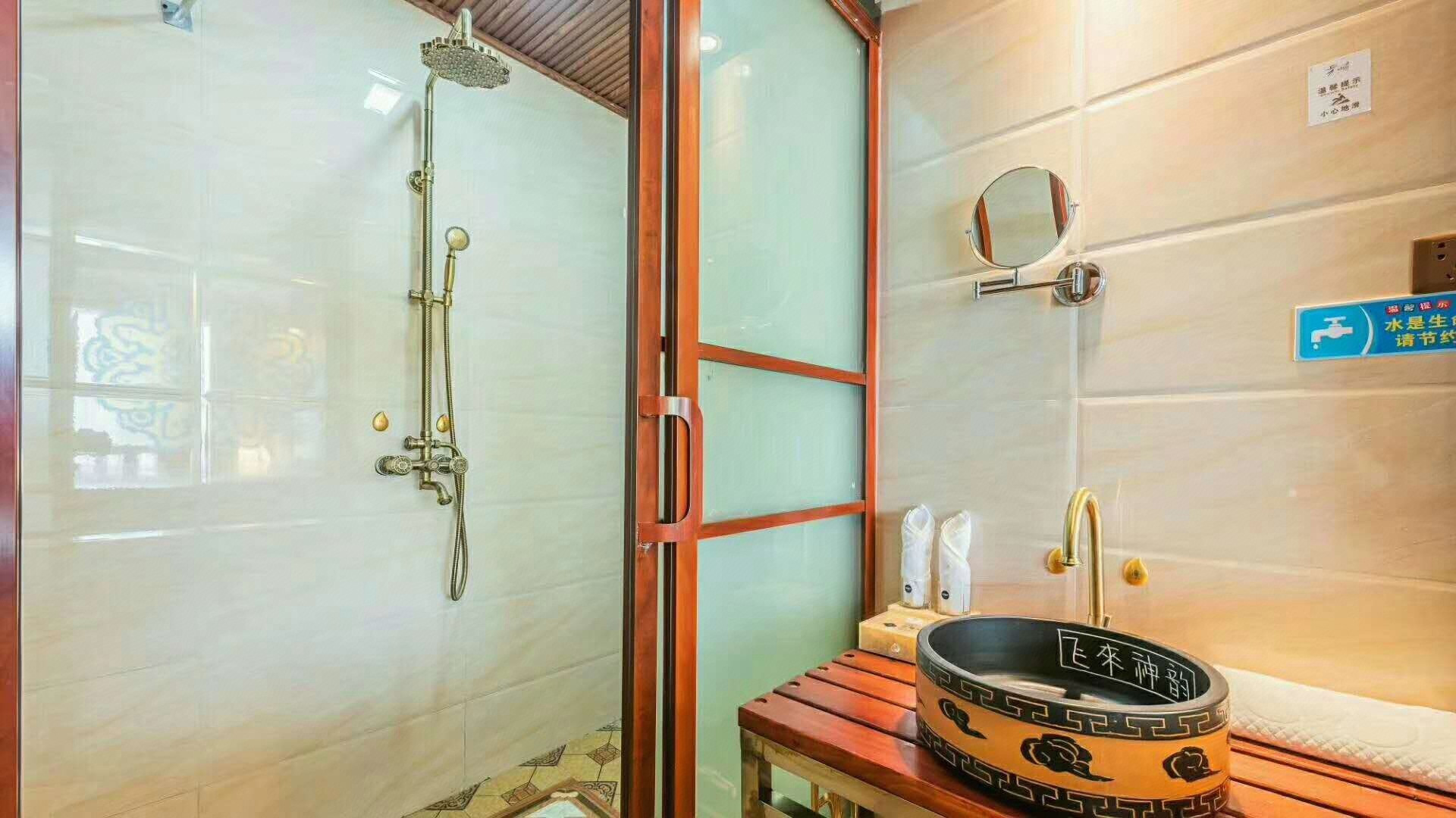 雪山景高级一室套房（空调+供氧）