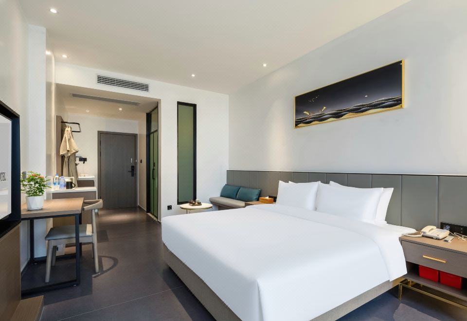 Elegant Panoramic Double Room