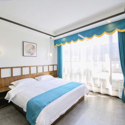 陽光蜜月豪華大床房 鳳凰渡雲軒精品酒店優惠