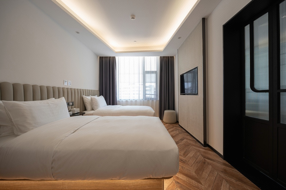 安舍城央菁英雙床房-高速吹風機+以色列AHAVA精粹洗護